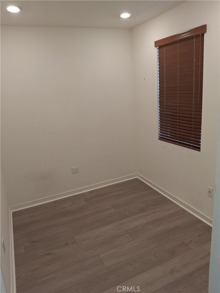 10776 Telegraph Road Ventura, CA 93004 - Photo 2 of 30 Office Area by the
Front Door