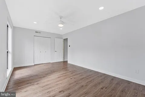 $300,000 | 2012 Colts Neck Road, Unit 21A, Reston, VA 20191