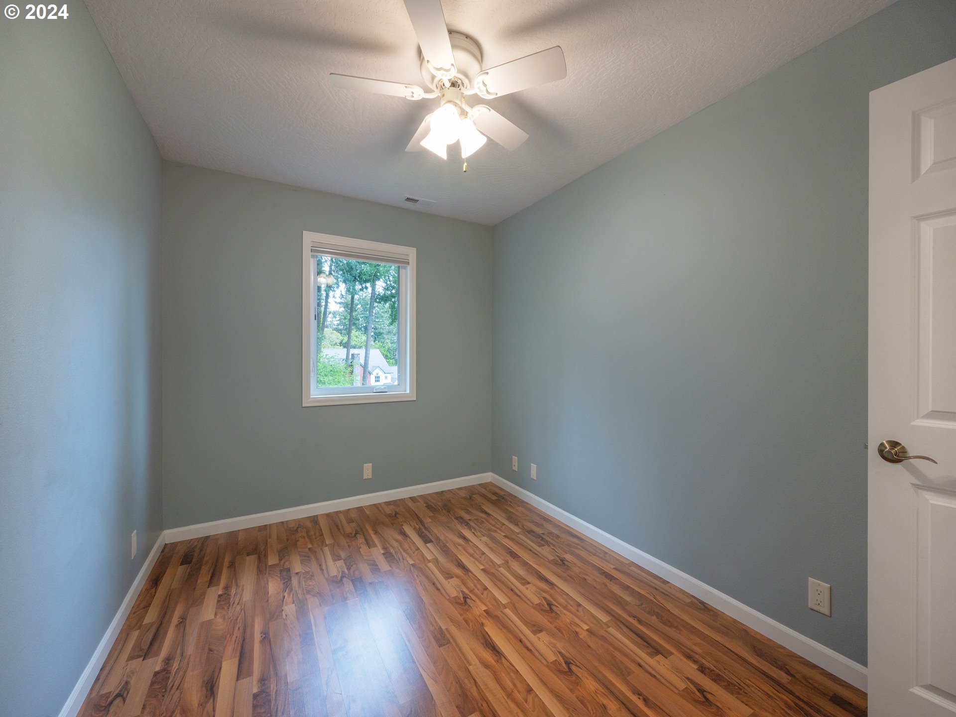 790 Pine View Court Eugene, OR 97405 - Photo 39 of 47