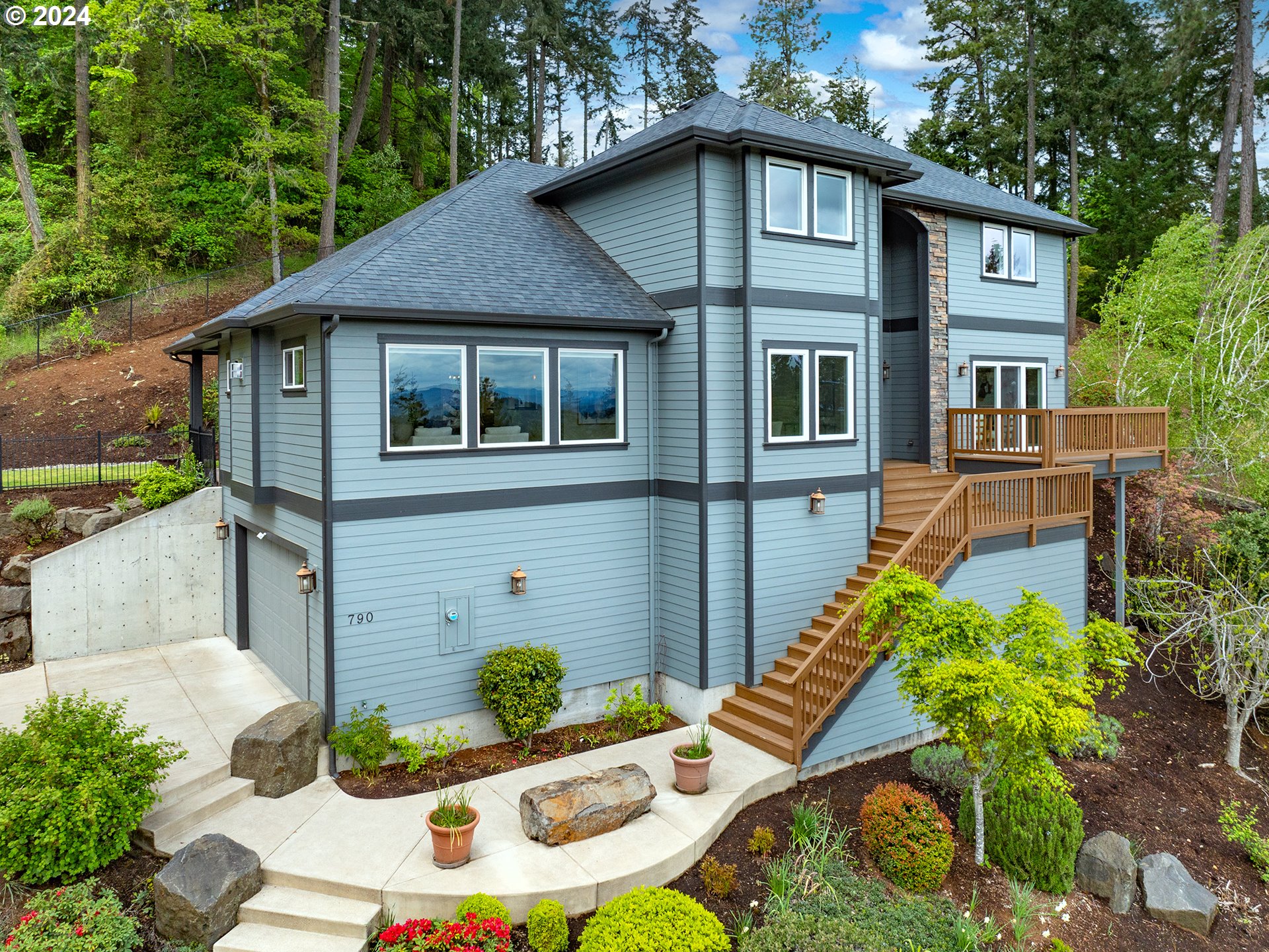 790 Pine View Court Eugene, OR 97405 - Photo 44 of 47