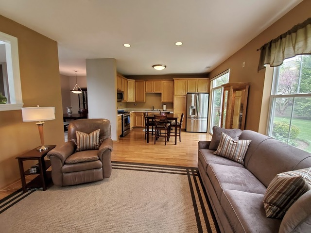 248 Grand Ridge Road, Unit 248 St. Charles, IL 60175 - Photo 9 of 33