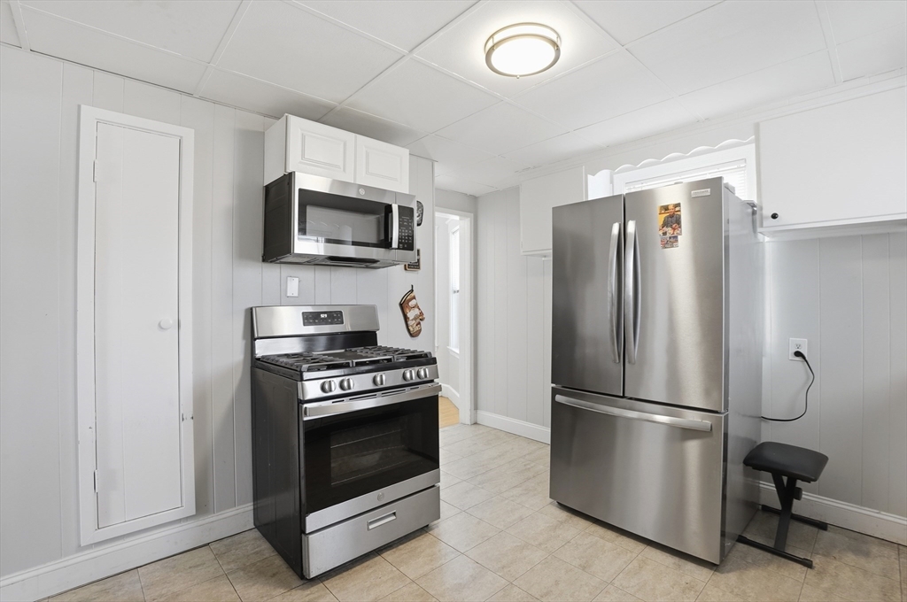 55 Addison Avenue Lynn, MA 01902 - Photo 8 of 41