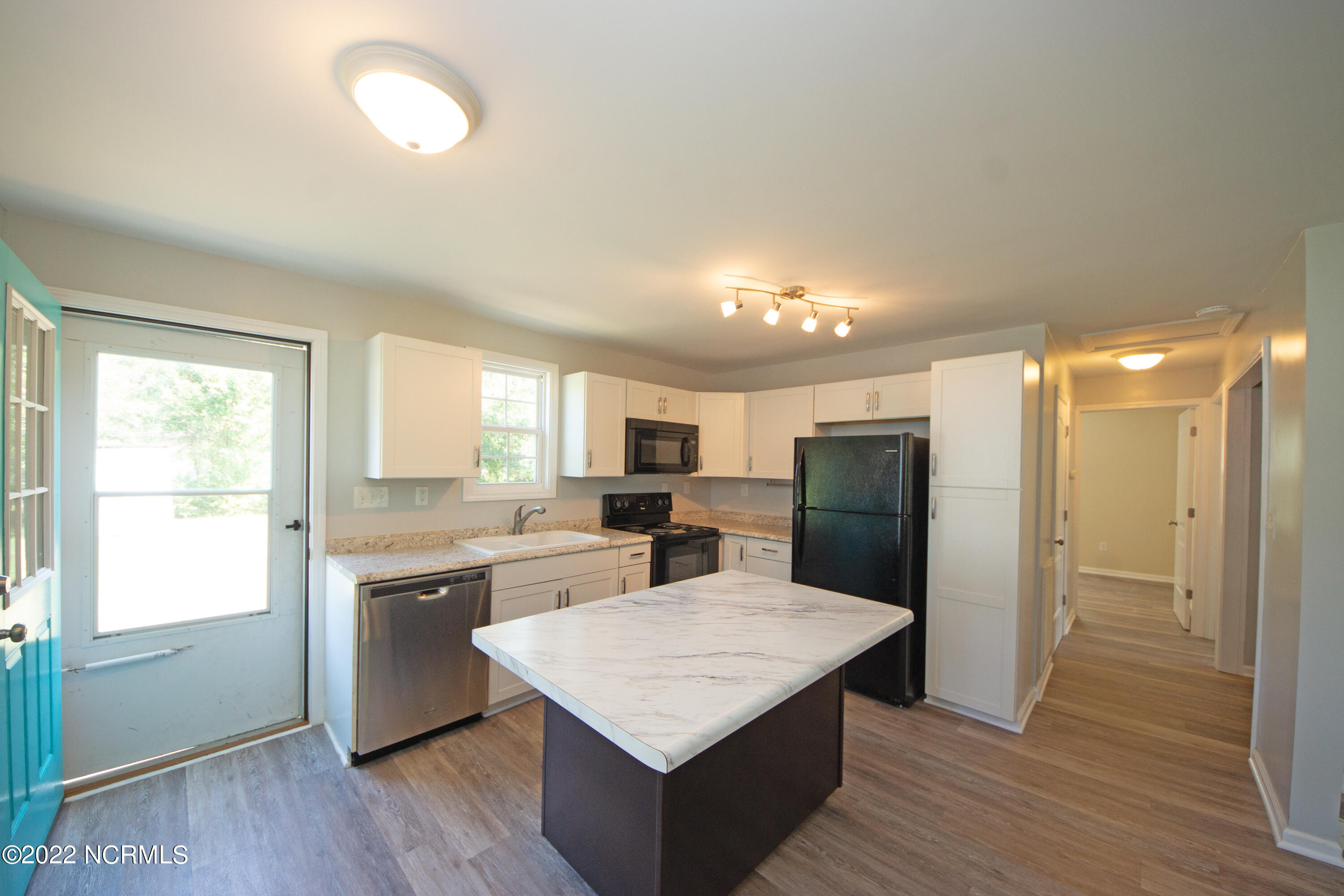 214 Kenneth Boulevard Havelock, NC 28532 - Photo 11 of 35 DSC05694