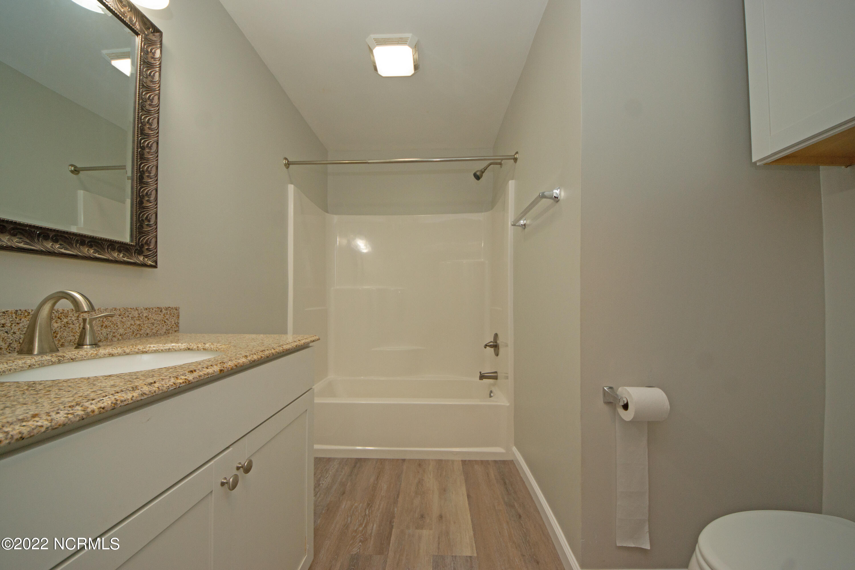 214 Kenneth Boulevard Havelock, NC 28532 - Photo 27 of 35 Hall Bathroom