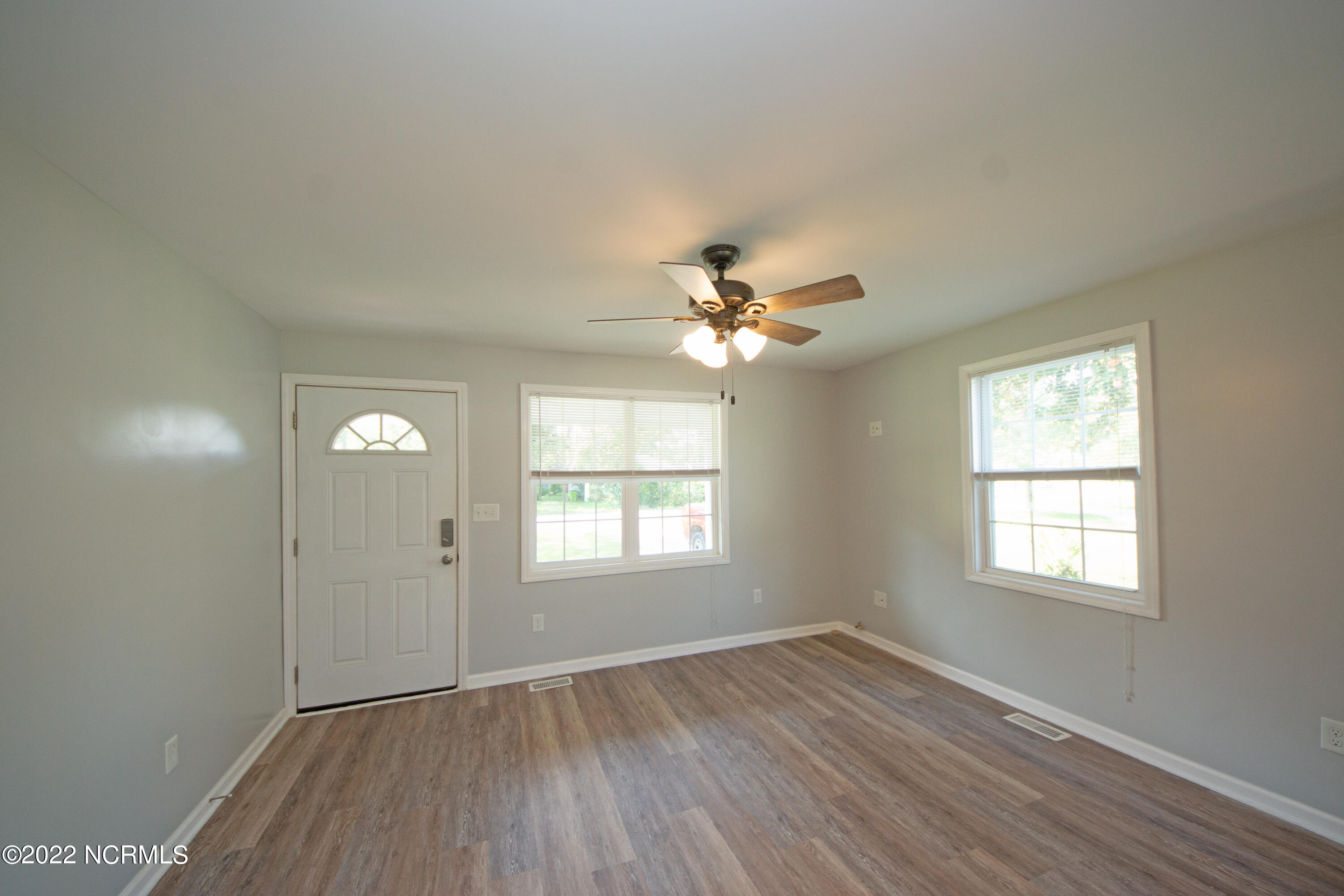 214 Kenneth Boulevard Havelock, NC 28532 - Photo 8 of 35 DSC05693