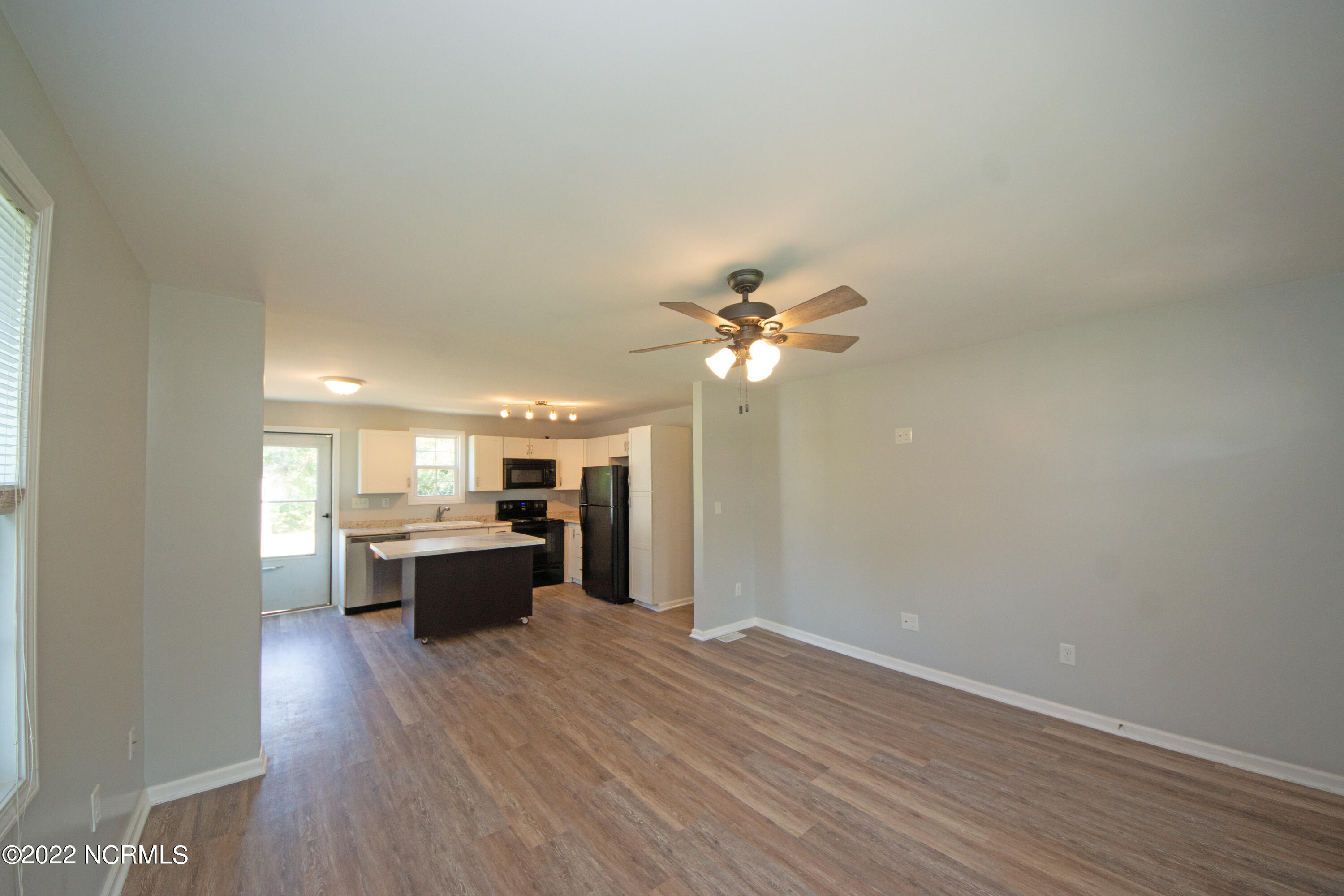 214 Kenneth Boulevard Havelock, NC 28532 - Photo 10 of 35 DSC05691