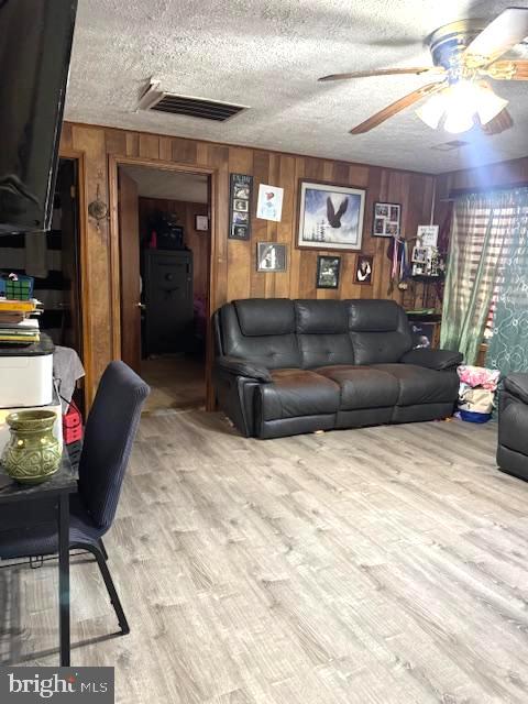 522 Mission Road Harpers Ferry, WV 25425 - Photo 13 of 14 a living room with furniture and a flat screen tv