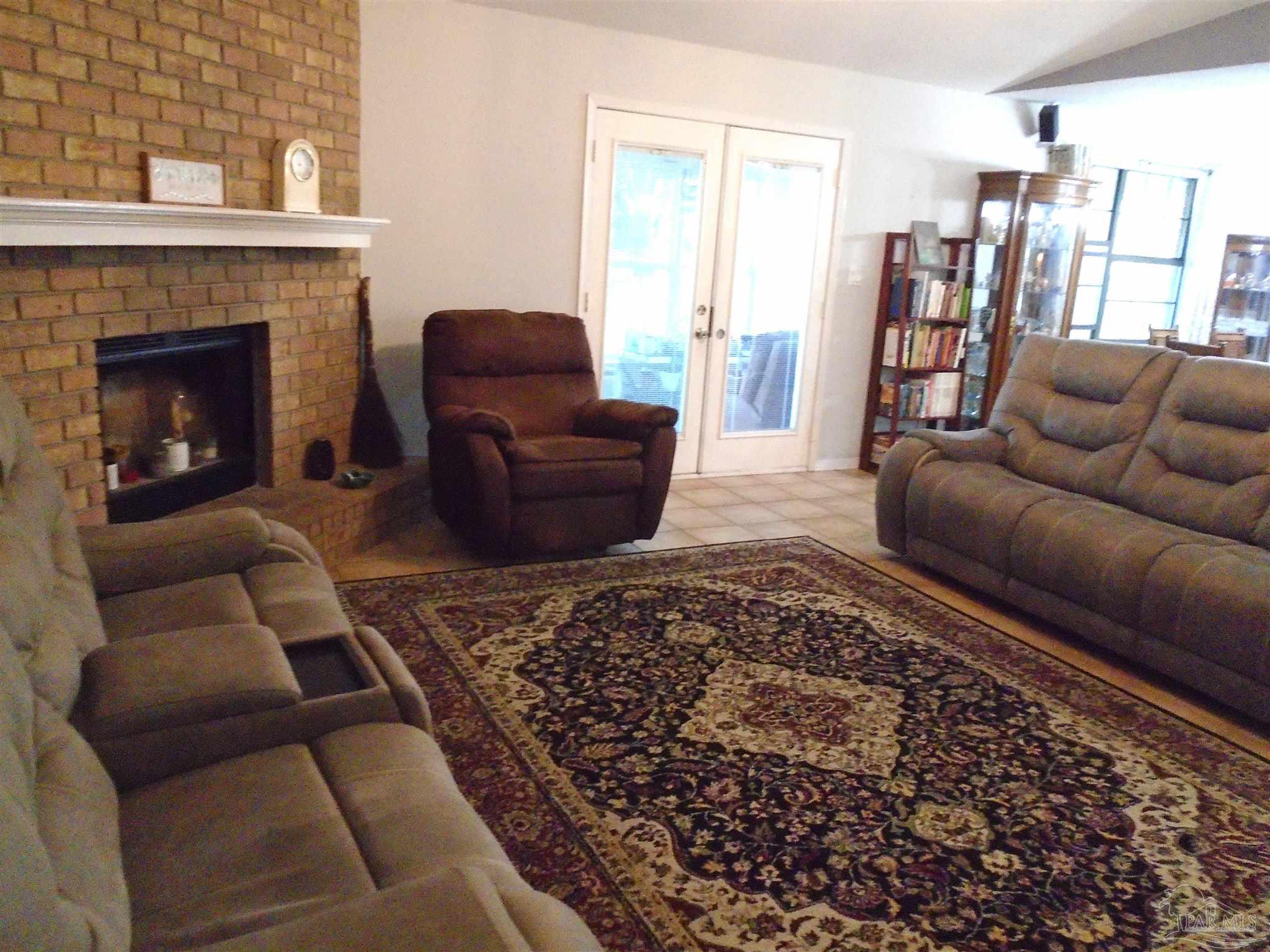 7067 Pine Blossom Road Milton, FL 32570 - Photo 4 of 35