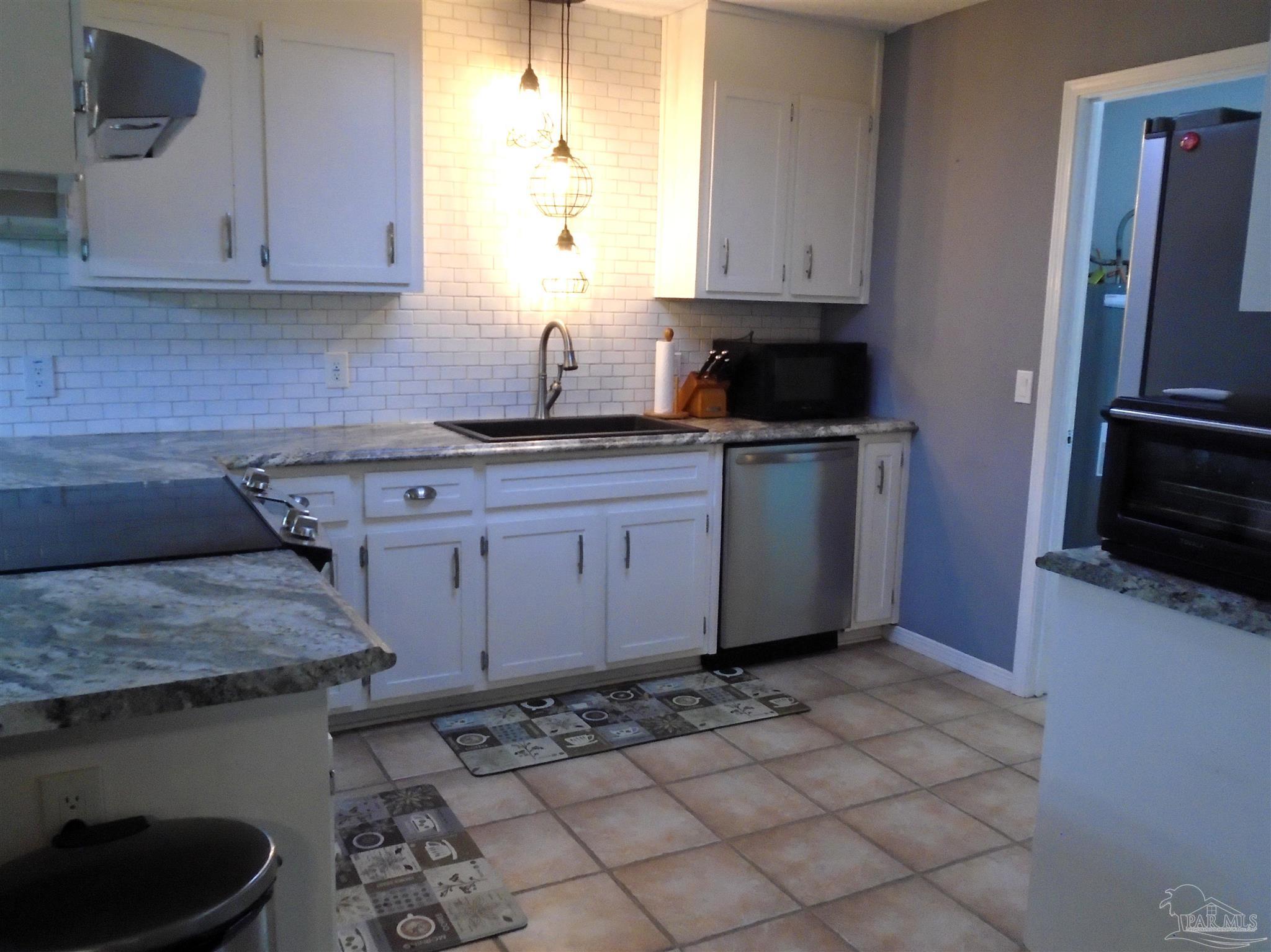 7067 Pine Blossom Road Milton, FL 32570 - Photo 7 of 35