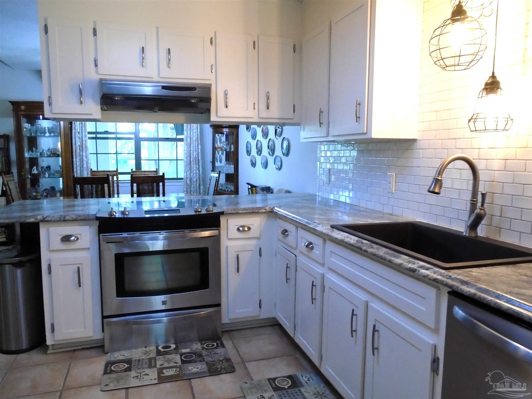 7067 Pine Blossom Road Milton, FL 32570 - Photo 9 of 35