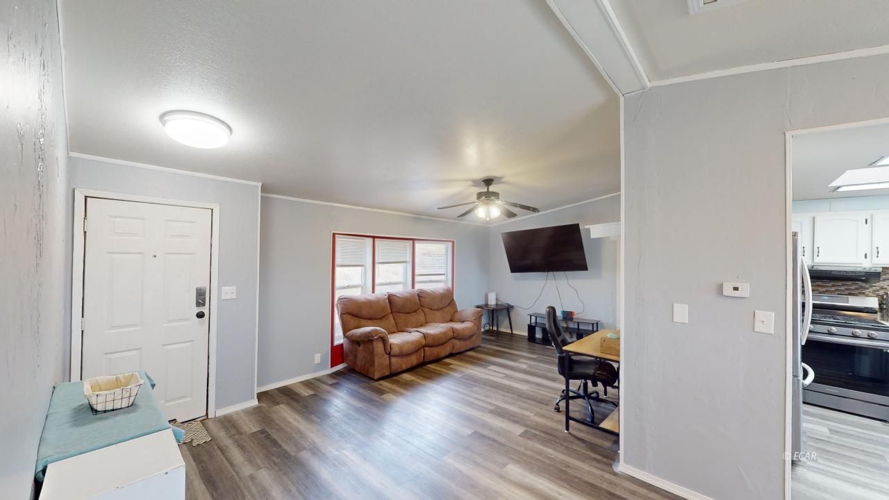 716 Spring Valley Parkway Spring Creek, NV 89815 - Photo 6 of 39 Gallery Image 6