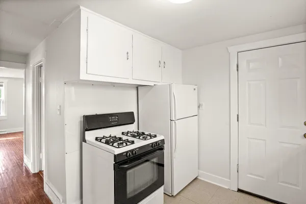 $1,450 | 825 East Wilson Street, Unit 2, Batavia, IL 60510