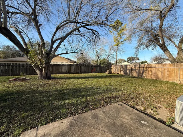 $1,950 | 4702 Ridgemar Circle, Houston, TX 77053