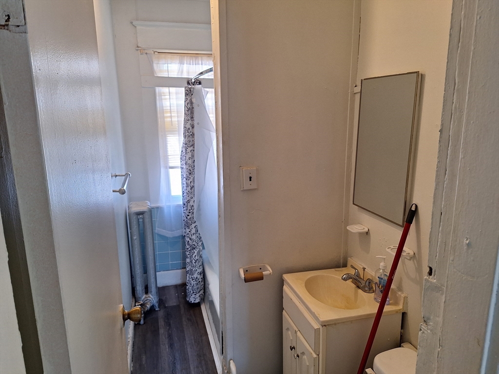 25-27 Eagle Street Springfield, MA 01107 - Photo 8 of 25 Gallery Image 8
