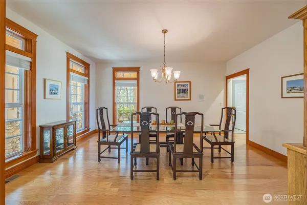 $1,799,950 | 11 East Mindy Lane, Sequim, WA 98382