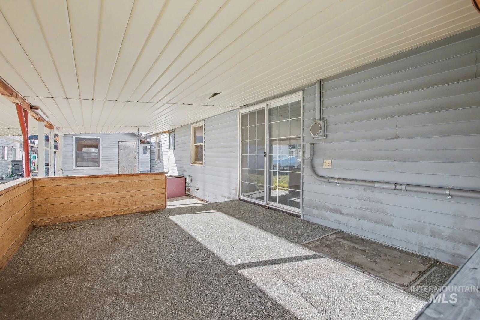 1830 Columbia Street Pomeroy, WA 99347 - Photo 27 of 28 View of porch