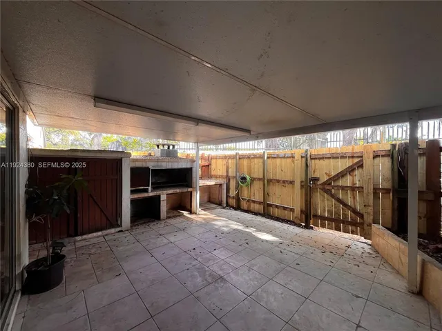 $2,100 | Ives Estates, Miami, FL 33179