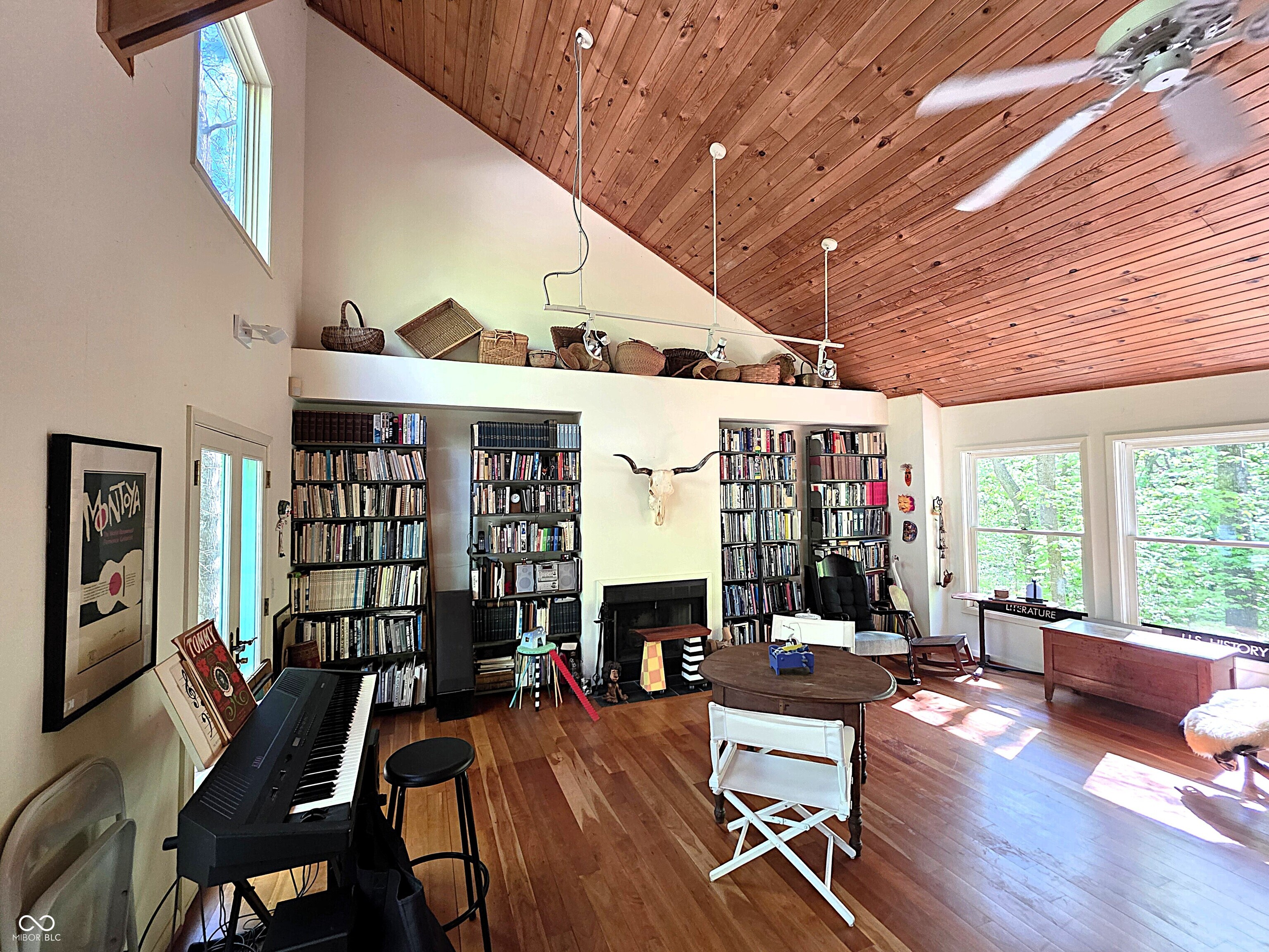 6377 North Tutterow Road Monrovia, IN 46157 - Photo 3 of 42 Gallery Image 3