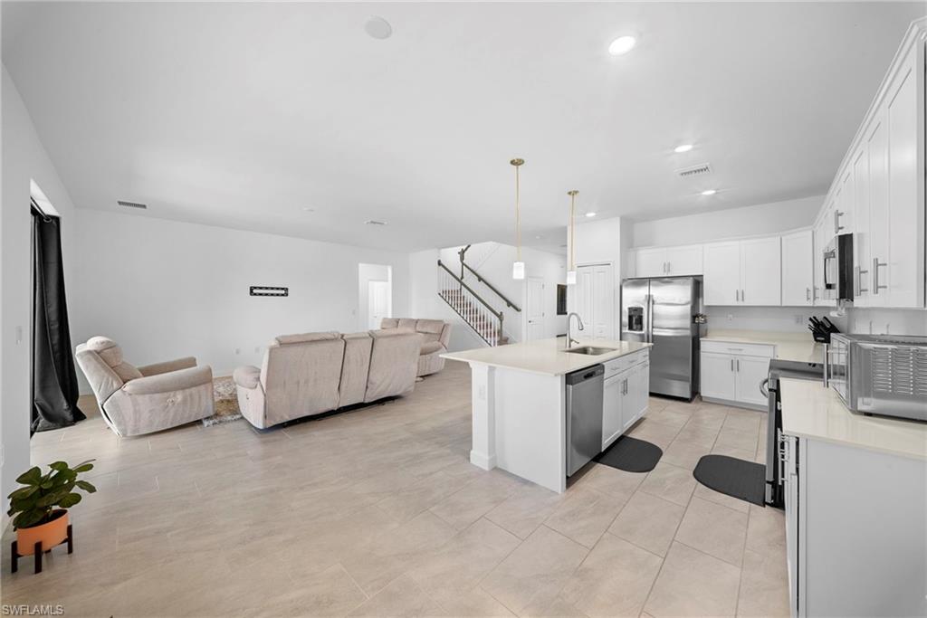 18335 Ridgeline Drive Estero, FL 33928 - Photo 6 of 40