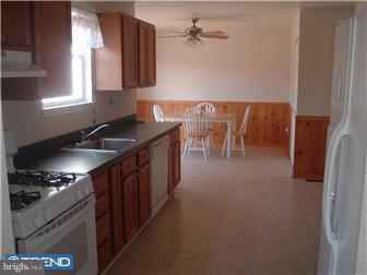 4 Wakefield Road Atco, NJ 08004 - Photo 2 of 12 Kitchen