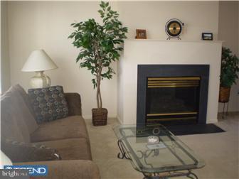 4 Wakefield Road Atco, NJ 08004 - Photo 5 of 12 Living Room