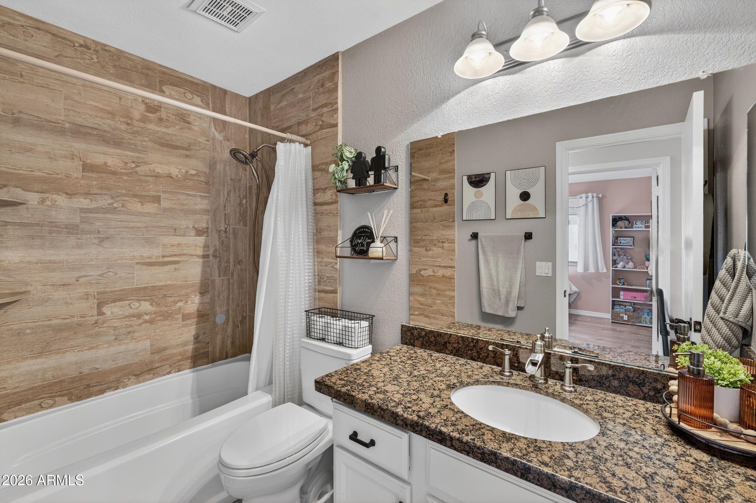 1792 East Appaloosa Road Gilbert, AZ 85296 - Photo 23 of 43 34_dsc03666