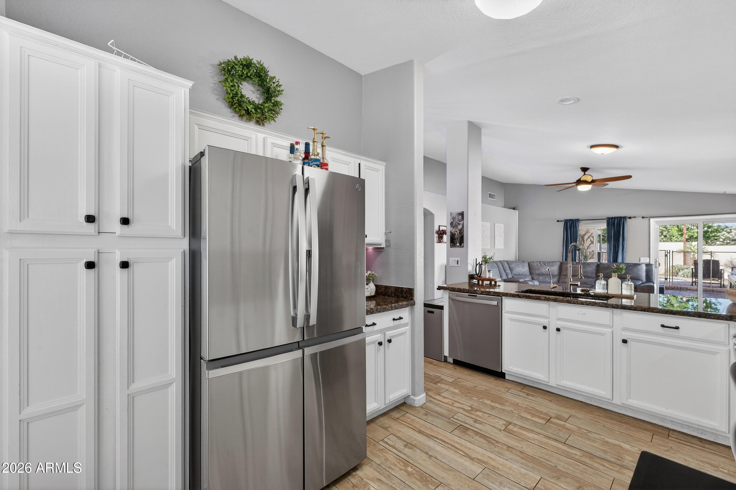 1792 East Appaloosa Road Gilbert, AZ 85296 - Photo 6 of 43 21_dsc03611b