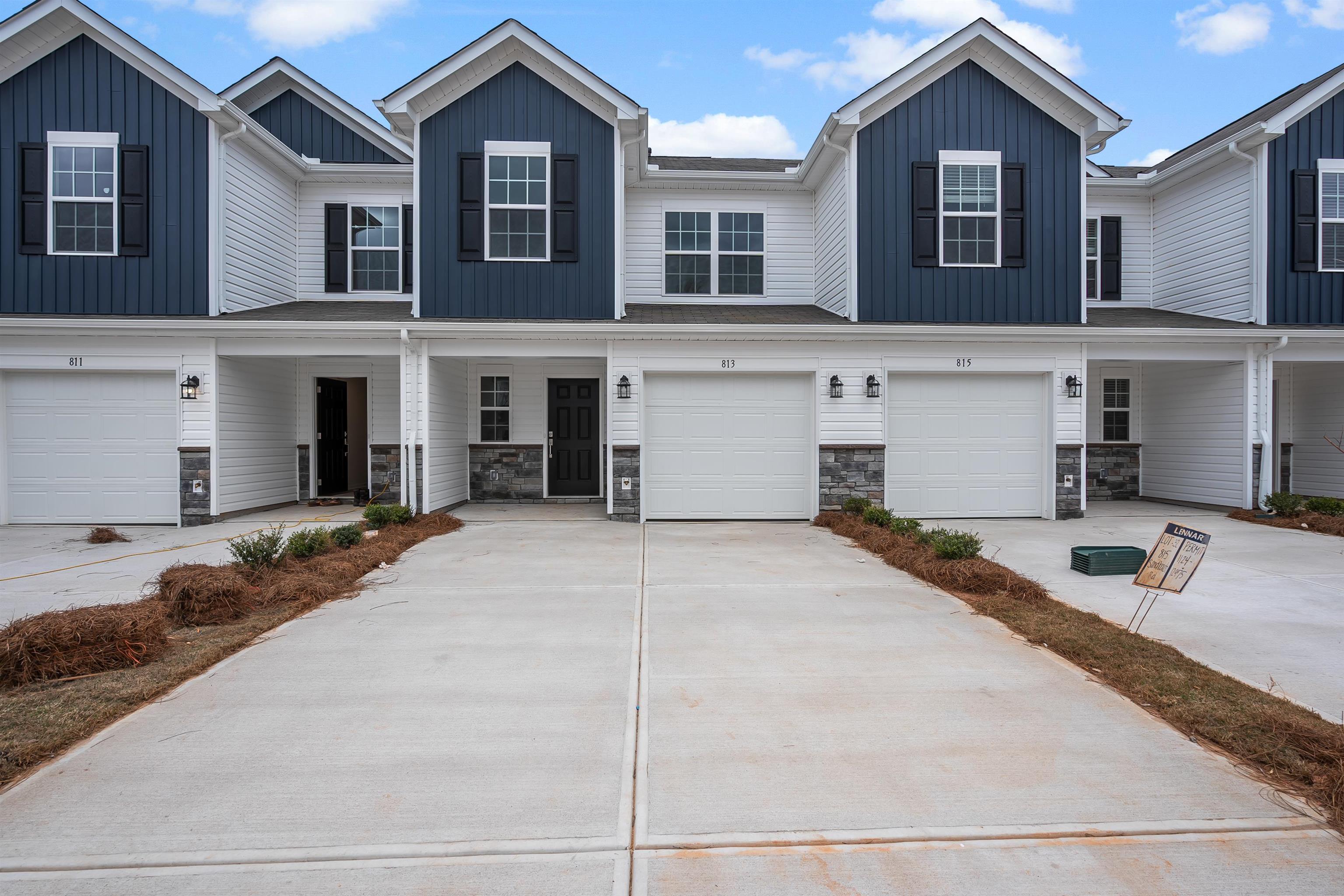 813 Sandbach Road Spartanburg, SC 29301 - Photo 1 of 32 Gallery Image 1