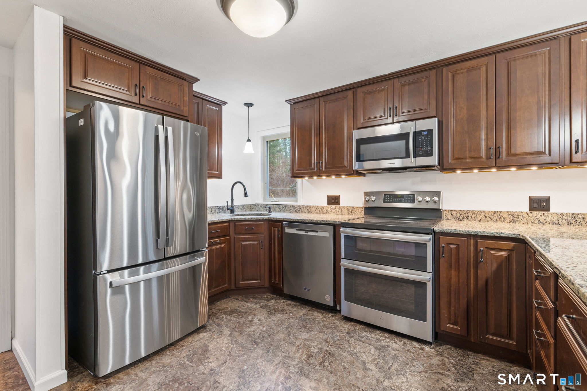 45 Luchon Road Willington, CT 06279 - Photo 7 of 33