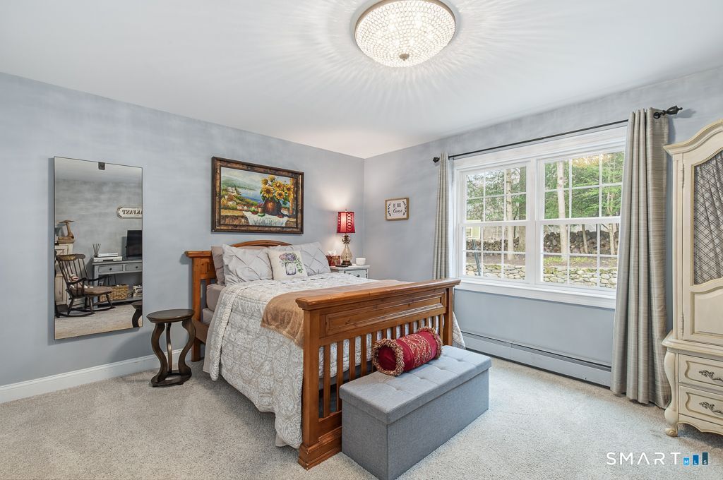 114 North Racebrook Road Woodbridge, CT 06525 - Photo 21 of 29