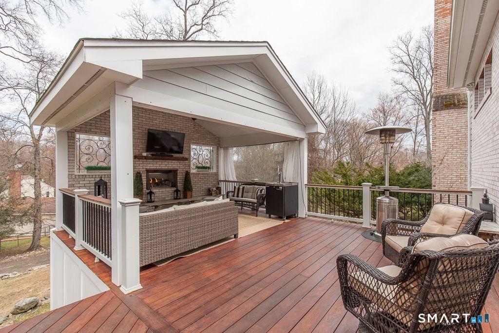 114 North Racebrook Road Woodbridge, CT 06525 - Photo 25 of 29