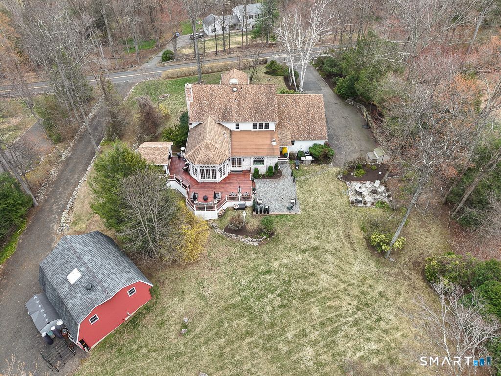 114 North Racebrook Road Woodbridge, CT 06525 - Photo 28 of 29