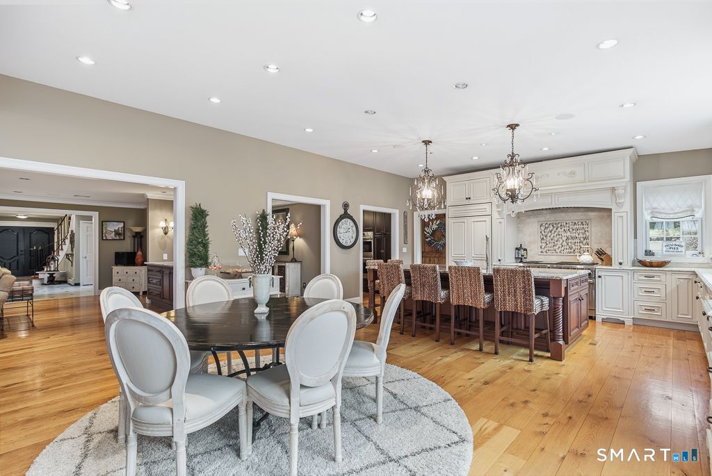 114 North Racebrook Road Woodbridge, CT 06525 - Photo 10 of 29