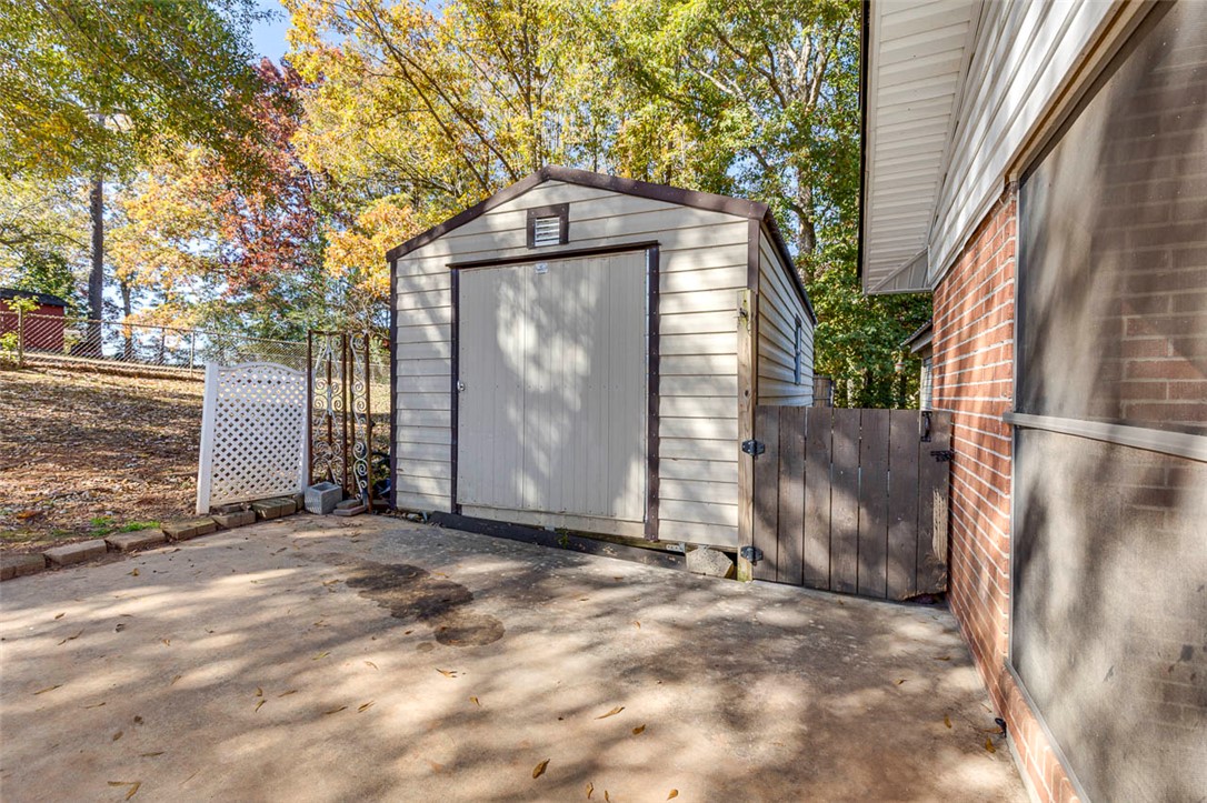 118 Iris Drive Easley, SC 29642 - Photo 26 of 34