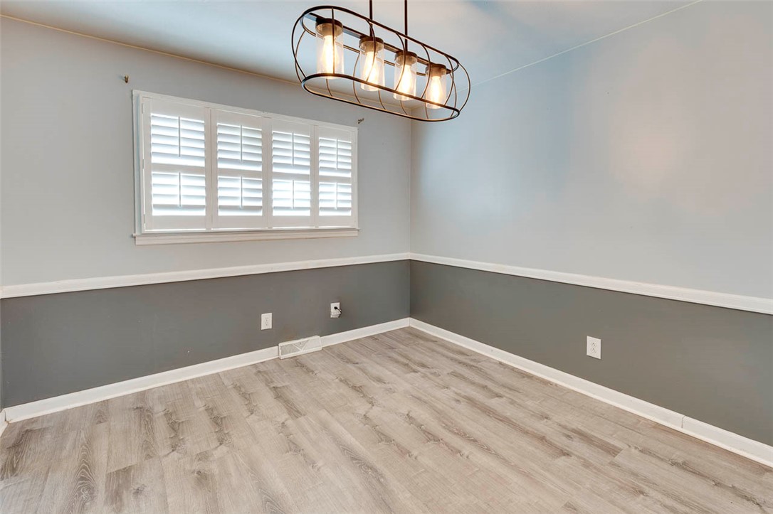 118 Iris Drive Easley, SC 29642 - Photo 10 of 34
