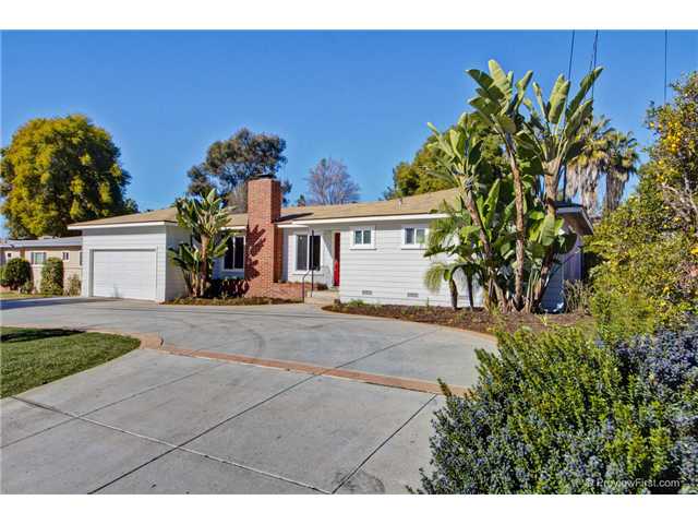 962 Tiger Tail Road Vista, CA 92084 - Photo 2 of 24