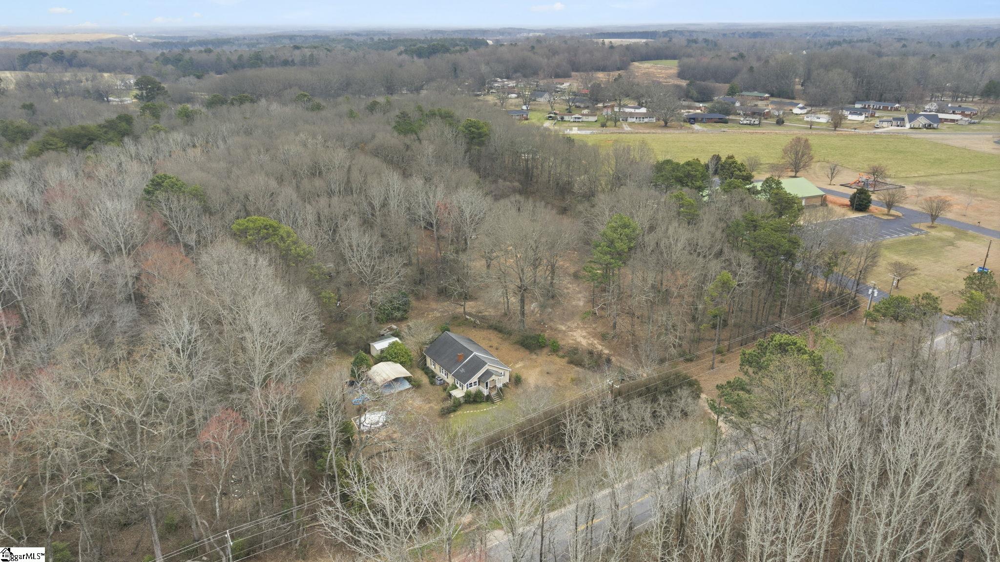 13624 Highway 20 Belton, SC 29627 - Photo 2 of 11