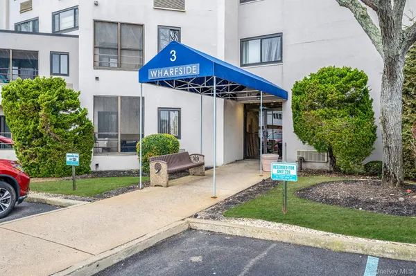 $449,000 | 725 Miller Avenue, Unit 439, Freeport, NY 11520
