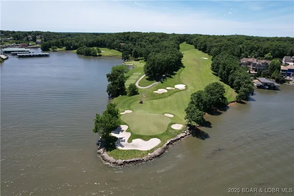 $3,500 | Bldg C-9 Bldg C-9 Via, Unit C9, Sunrise Beach, MO 65079