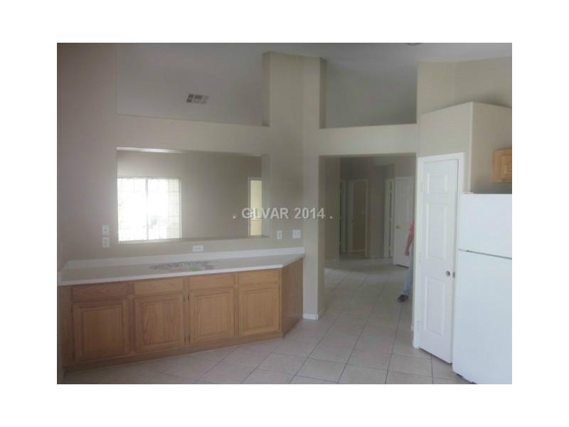 9593 Crystal Ridge Road Las Vegas, NV 89123 - Photo 3 of 11 Kitchen. Nice cabinets!