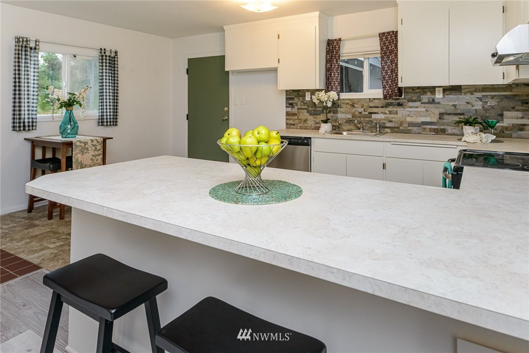 7310 Libby Road Northeast Olympia, WA 98506 - Photo 11 of 30 Gallery Image 11