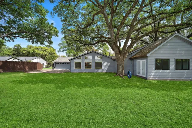 $5,900 | 1068 Chimney Rock Road, Houston, TX 77056