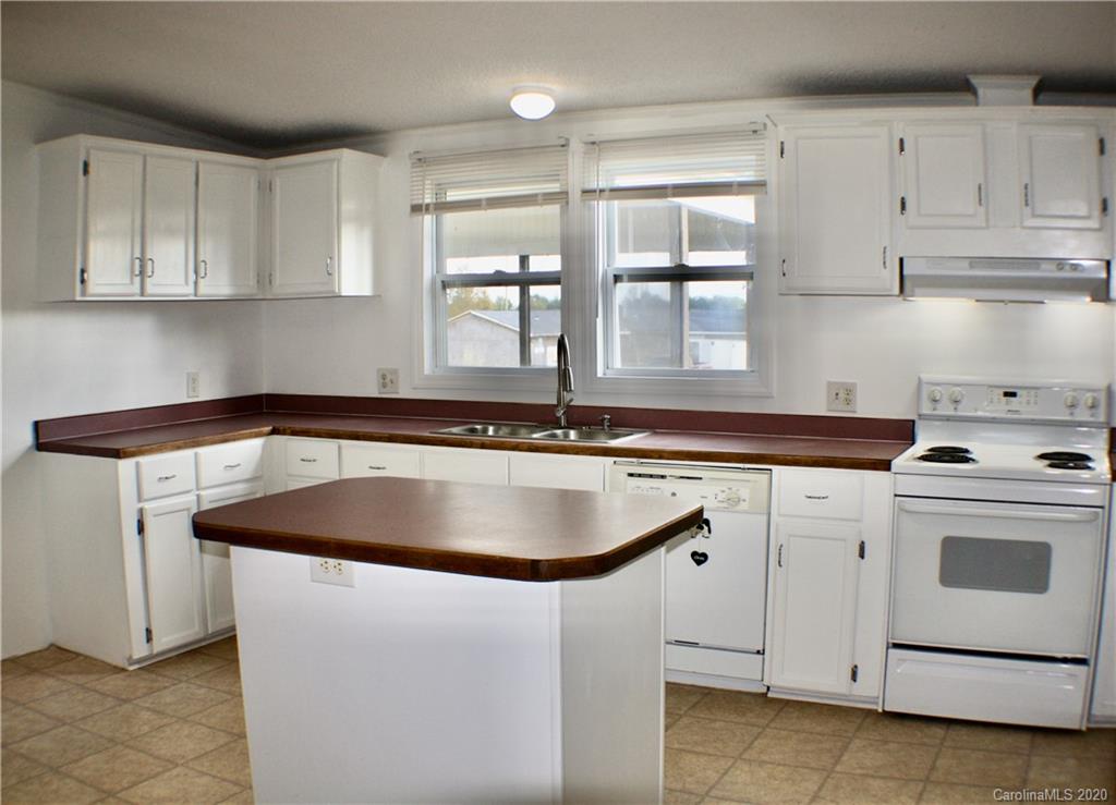 2236 Circle R Road Concord, NC 28025 - Photo 7 of 22