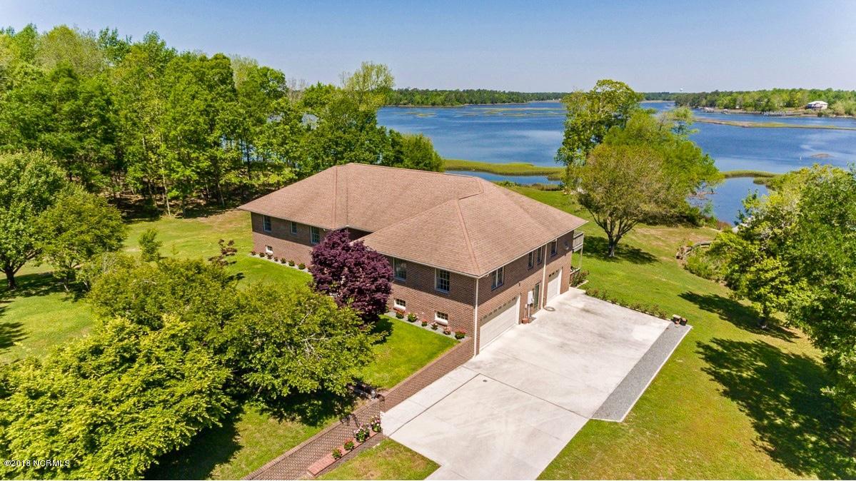 608 Ballast Point Road Hampstead, NC 28443 - Photo 1 of 45 09725007558A4B7799CB06AEDB9FA14A