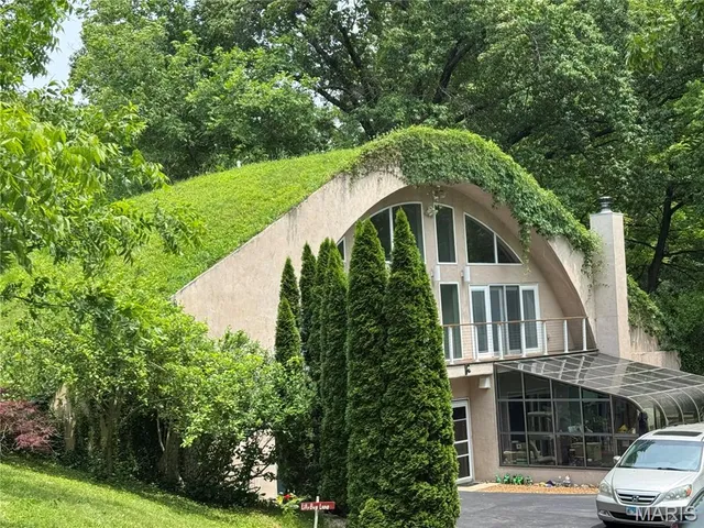 $620,000 | 21 Charles Drive, Caseyville, IL 62232