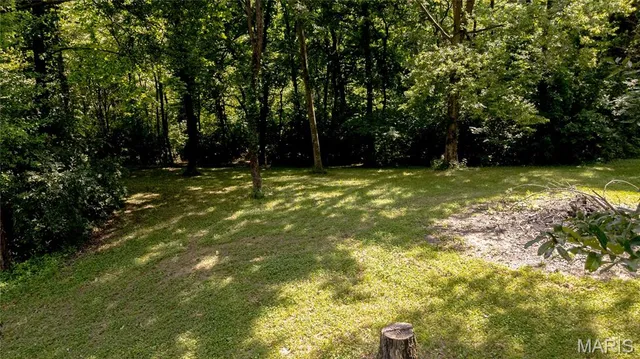 $620,000 | 21 Charles Drive, Caseyville, IL 62232