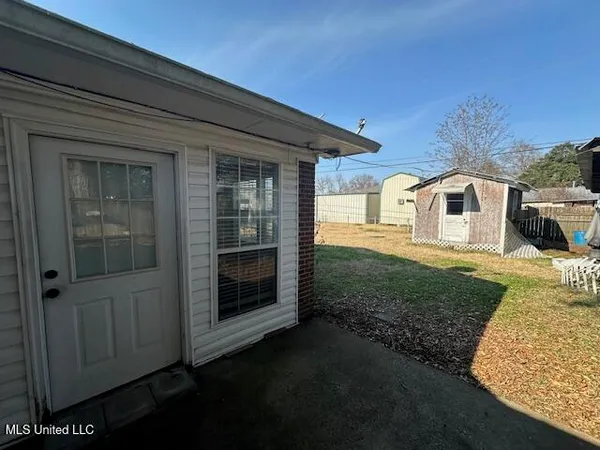 $162,000 | 121 Stuart Drive, Vidalia, LA 71373