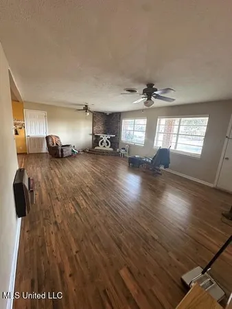 $162,000 | 121 Stuart Drive, Vidalia, LA 71373