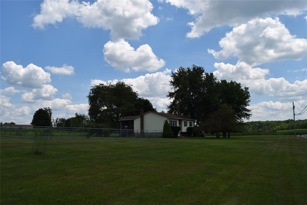 92 Schmidt Road Grove City, PA 16127 - Photo 4 of 25 Gallery Image 4