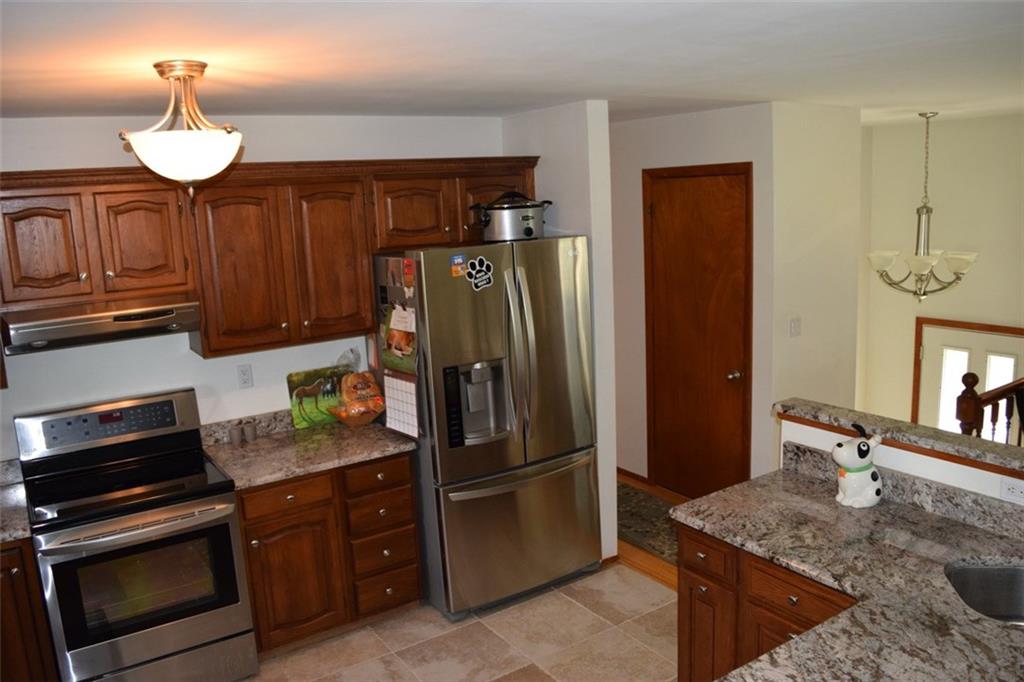 92 Schmidt Road Grove City, PA 16127 - Photo 8 of 25 Gallery Image 8
